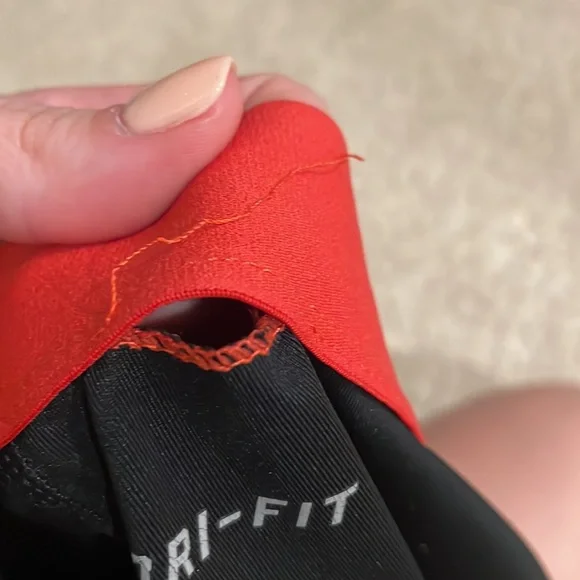 Nike Pros - Picture 3 of 4